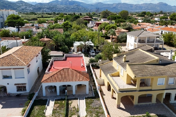 Villa in Denia zu verkaufen, Living area 220 m², Baujahr 1983, Klimaanlage, Plot 2233 m², 6 Schlafzimmer, 2 Badezimmer, Pool, ref.: O-V95814-41