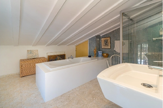Villa in Benissa zu verkaufen, Living area 326 m², Baujahr 1989, + Zentralheizung, Klimaanlage, Plot 4389 m², 5 Schlafzimmer, 3 Badezimmer, Pool, ref.: PV-141-02013P-32