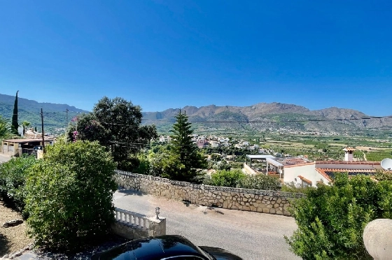 Villa in Orba(Valley) zu verkaufen, Living area 147 m², + Ofen, Klimaanlage, Plot 600 m², 3 Schlafzimmer, 2 Badezimmer, Pool, ref.: PV-141-02031P-15