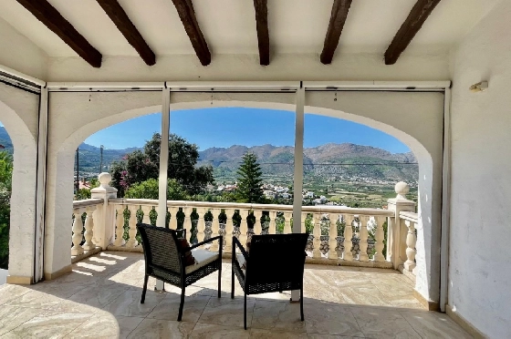 Villa in Orba(Valley) zu verkaufen, Living area 147 m², + Ofen, Klimaanlage, Plot 600 m², 3 Schlafzimmer, 2 Badezimmer, Pool, ref.: PV-141-02031P-30