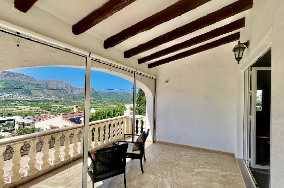 Villa in Orba(Valley) zu verkaufen, Living area 147 m², + Ofen, Klimaanlage, Plot 600 m², 3 Schlafzimmer, 2 Badezimmer, Pool, ref.: PV-141-02031P-35