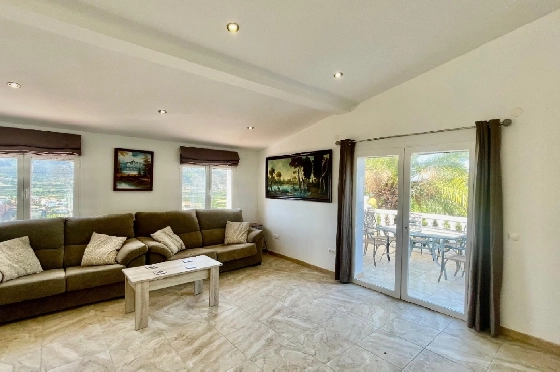 Villa in Orba(Valley) zu verkaufen, Living area 147 m², + Ofen, Klimaanlage, Plot 600 m², 3 Schlafzimmer, 2 Badezimmer, Pool, ref.: PV-141-02031P-47