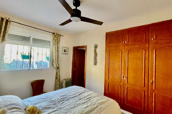 Villa in Tormos zu verkaufen, Wohnfläche 179 m², Baujahr 2004, + KLIMA, Klimaanlage, Grundstück 443 m², 3 Schlafzimmer, 2 Badezimmer, Pool, ref.: PV-141-02040P-41
