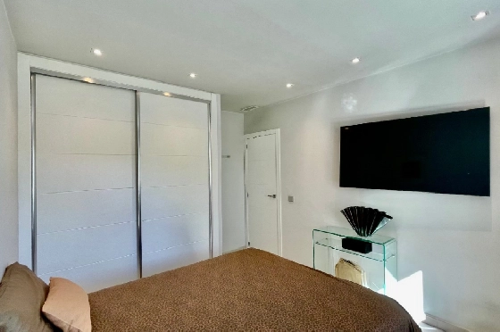 Villa in Orba(Valley) zu verkaufen, Living area 164 m², Baujahr 2020, + KLIMA, Klimaanlage, Plot 805 m², 3 Schlafzimmer, 2 Badezimmer, Pool, ref.: PV-141-02042P-49