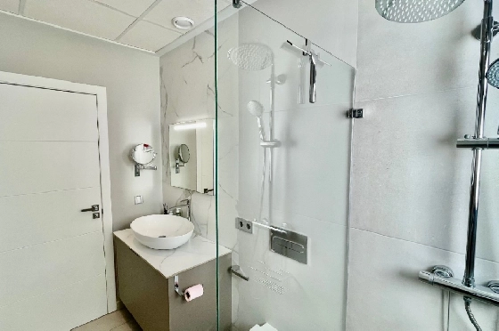 Villa in Orba(Valley) zu verkaufen, Living area 164 m², Baujahr 2020, + KLIMA, Klimaanlage, Plot 805 m², 3 Schlafzimmer, 2 Badezimmer, Pool, ref.: PV-141-02042P-50