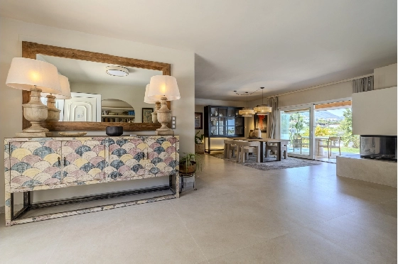 Villa in Denia zu verkaufen, Living area 324 m², Baujahr 1993, Zustand modernisiert, + Fussbodenheizung, Klimaanlage, Plot 1888 m², 4 Schlafzimmer, 2 Badezimmer, Pool, ref.: BC-7771-17