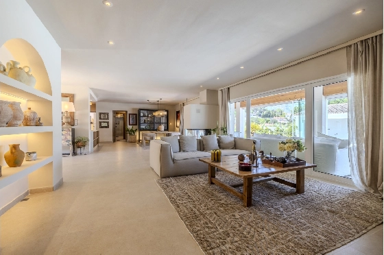 Villa in Denia zu verkaufen, Living area 324 m², Baujahr 1993, Zustand modernisiert, + Fussbodenheizung, Klimaanlage, Plot 1888 m², 4 Schlafzimmer, 2 Badezimmer, Pool, ref.: BC-7771-19