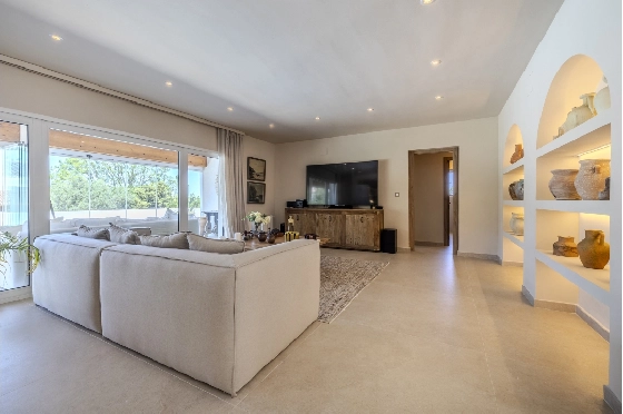 Villa in Denia zu verkaufen, Living area 324 m², Baujahr 1993, Zustand modernisiert, + Fussbodenheizung, Klimaanlage, Plot 1888 m², 4 Schlafzimmer, 2 Badezimmer, Pool, ref.: BC-7771-20