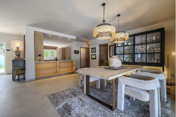 Villa in Denia zu verkaufen, Living area 324 m², Baujahr 1993, Zustand modernisiert, + Fussbodenheizung, Klimaanlage, Plot 1888 m², 4 Schlafzimmer, 2 Badezimmer, Pool, ref.: BC-7771-33