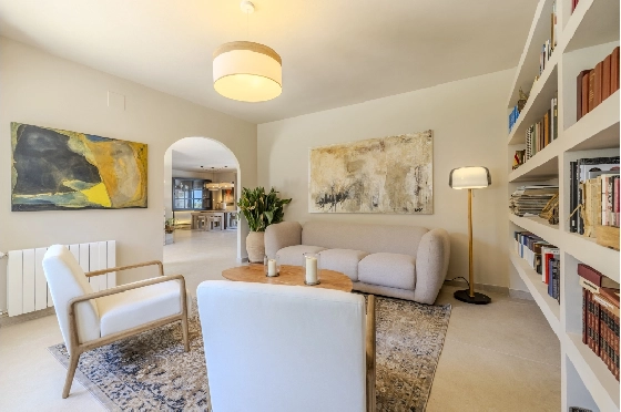 Villa in Denia zu verkaufen, Living area 324 m², Baujahr 1993, Zustand modernisiert, + Fussbodenheizung, Klimaanlage, Plot 1888 m², 4 Schlafzimmer, 2 Badezimmer, Pool, ref.: BC-7771-37