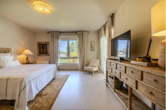 Villa in Denia zu verkaufen, Living area 324 m², Baujahr 1993, Zustand modernisiert, + Fussbodenheizung, Klimaanlage, Plot 1888 m², 4 Schlafzimmer, 2 Badezimmer, Pool, ref.: BC-7771-43