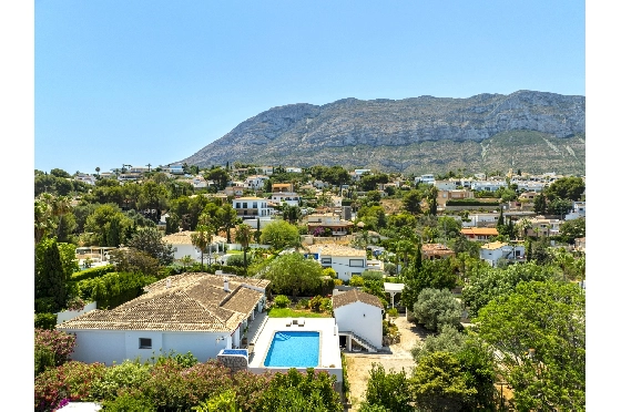Villa in Denia zu verkaufen, Living area 324 m², Baujahr 1993, Zustand modernisiert, + Fussbodenheizung, Klimaanlage, Plot 1888 m², 4 Schlafzimmer, 2 Badezimmer, Pool, ref.: BC-7771-8