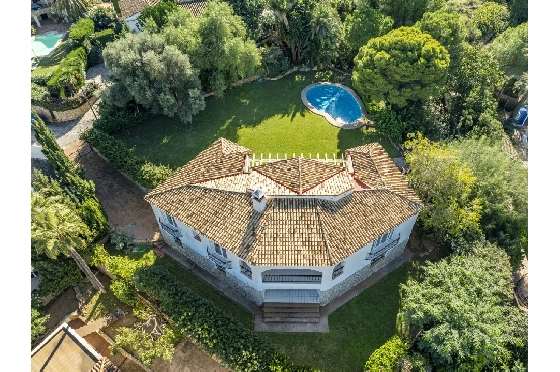 Villa in Denia zu verkaufen, Living area 267 m², Baujahr 1993, Zustand gepflegt, + Zentralheizung, Plot 1085 m², 4 Schlafzimmer, 3 Badezimmer, Pool, ref.: BC-7785-1