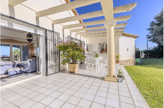 Villa in Denia zu verkaufen, Living area 267 m², Baujahr 1993, Zustand gepflegt, + Zentralheizung, Plot 1085 m², 4 Schlafzimmer, 3 Badezimmer, Pool, ref.: BC-7785-12