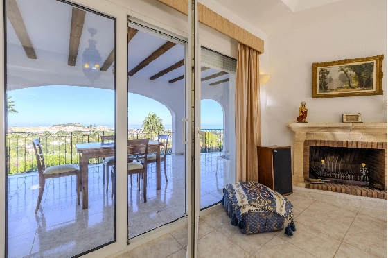 Villa in Denia zu verkaufen, Living area 267 m², Baujahr 1993, Zustand gepflegt, + Zentralheizung, Plot 1085 m², 4 Schlafzimmer, 3 Badezimmer, Pool, ref.: BC-7785-33