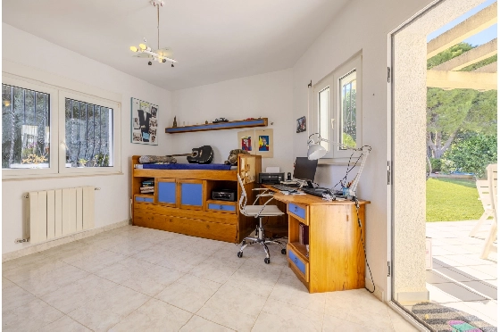 Villa in Denia zu verkaufen, Living area 267 m², Baujahr 1993, Zustand gepflegt, + Zentralheizung, Plot 1085 m², 4 Schlafzimmer, 3 Badezimmer, Pool, ref.: BC-7785-39