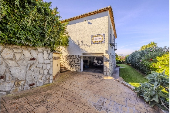 Villa in Denia zu verkaufen, Living area 267 m², Baujahr 1993, Zustand gepflegt, + Zentralheizung, Plot 1085 m², 4 Schlafzimmer, 3 Badezimmer, Pool, ref.: BC-7785-52