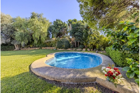 Villa in Denia zu verkaufen, Living area 267 m², Baujahr 1993, Zustand gepflegt, + Zentralheizung, Plot 1085 m², 4 Schlafzimmer, 3 Badezimmer, Pool, ref.: BC-7785-9