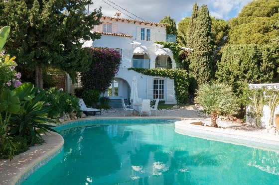 Villa in Calpe(Canuta) zu verkaufen, Living area 187 m², Klimaanlage, 4 Schlafzimmer, 3 Badezimmer, Pool, ref.: COB-3547-10535-1