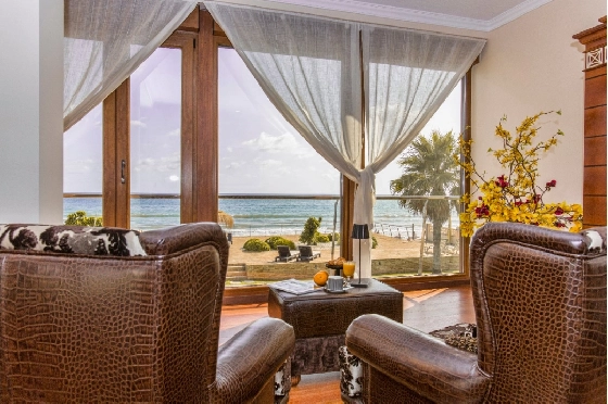 Villa in Denia zu verkaufen, Living area 266 m², Klimaanlage, Plot 1254 m², 5 Schlafzimmer, 3 Badezimmer, Pool, ref.: VI-CHA2550-21