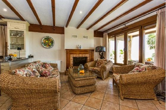 Villa in Denia zu verkaufen, Living area 266 m², Klimaanlage, Plot 1254 m², 5 Schlafzimmer, 3 Badezimmer, Pool, ref.: VI-CHA2550-25