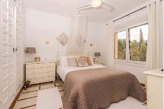 Villa in Javea zu verkaufen, Living area 246 m², Klimaanlage, Plot 1125 m², 4 Schlafzimmer, 4 Badezimmer, Pool, ref.: AVS-57244-15