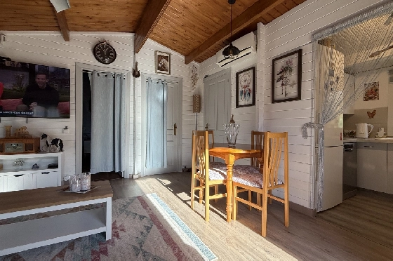 Villa in Pedreguer zu verkaufen, Living area 61 m², Baujahr 2014, Zustand gepflegt, + KLIMA, Klimaanlage, Plot 385 m², 2 Schlafzimmer, 1 Badezimmer, Pool, ref.: RG-0126-16