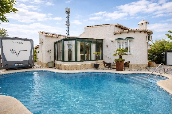Villa in Els Poblets zu verkaufen, Living area 105 m², Baujahr 1990, + Zentralheizung, Klimaanlage, Plot 536 m², 2 Schlafzimmer, 2 Badezimmer, Pool, ref.: JS-0326-1