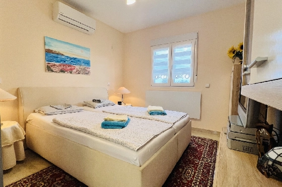 Villa in Els Poblets zu verkaufen, Living area 95 m², Baujahr 2001, Zustand gepflegt, + Ofen, Klimaanlage, Plot 350 m², 3 Schlafzimmer, 3 Badezimmer, Pool, ref.: FK-0326-10