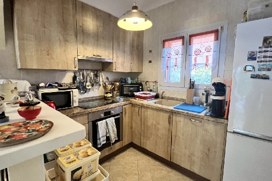 Villa in Els Poblets zu verkaufen, Living area 95 m², Baujahr 2001, Zustand gepflegt, + Ofen, Klimaanlage, Plot 350 m², 3 Schlafzimmer, 3 Badezimmer, Pool, ref.: FK-0326-5
