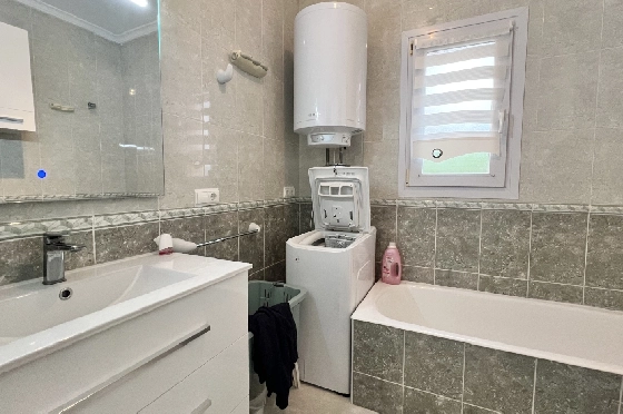 Villa in Els Poblets zu verkaufen, Living area 95 m², Baujahr 2001, Zustand gepflegt, + Ofen, Klimaanlage, Plot 350 m², 3 Schlafzimmer, 3 Badezimmer, Pool, ref.: FK-0326-7