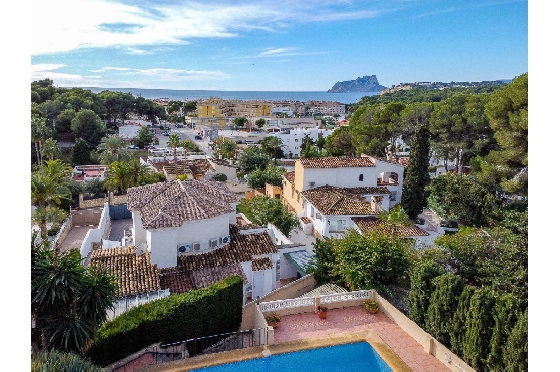 Villa in Moraira zu verkaufen, Living area 270 m², Klimaanlage, Plot 897 m², 3 Schlafzimmer, 3 Badezimmer, Pool, ref.: AM-12629DR-34