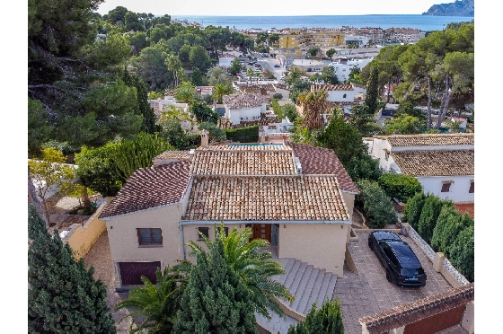 Villa in Moraira zu verkaufen, Living area 270 m², Klimaanlage, Plot 897 m², 3 Schlafzimmer, 3 Badezimmer, Pool, ref.: AM-12629DR-36