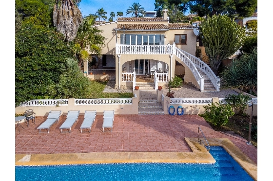 Villa in Moraira zu verkaufen, Living area 270 m², Klimaanlage, Plot 897 m², 3 Schlafzimmer, 3 Badezimmer, Pool, ref.: AM-12629DR-37