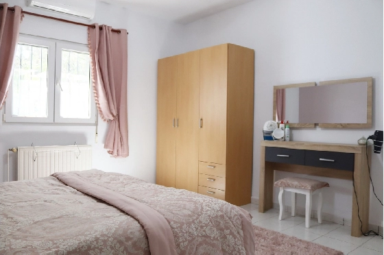 Villa in Parcent zu verkaufen, Living area 170 m², Plot 783 m², 5 Schlafzimmer, 2 Badezimmer, ref.: PT-25007-24