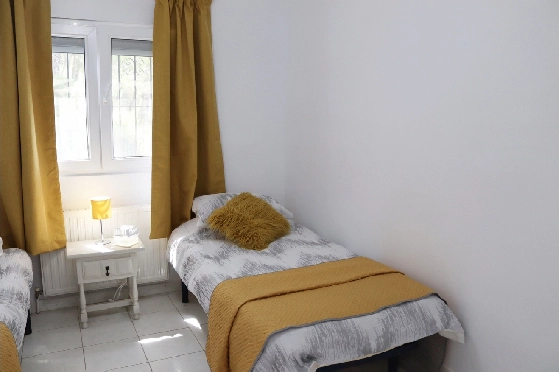 Villa in Parcent zu verkaufen, Living area 170 m², Plot 783 m², 5 Schlafzimmer, 2 Badezimmer, ref.: PT-25007-28