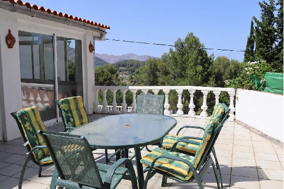 Villa in Parcent zu verkaufen, Living area 170 m², Plot 783 m², 5 Schlafzimmer, 2 Badezimmer, ref.: PT-25007-38