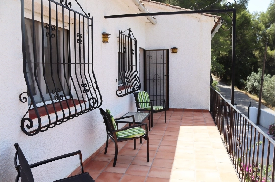 Villa in Parcent zu verkaufen, Living area 170 m², Plot 783 m², 5 Schlafzimmer, 2 Badezimmer, ref.: PT-25007-40