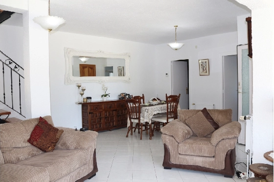 Villa in Parcent zu verkaufen, Living area 170 m², Plot 783 m², 5 Schlafzimmer, 2 Badezimmer, ref.: PT-25007-9