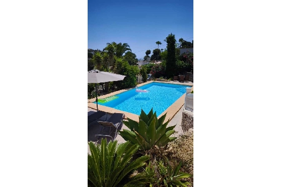 Villa in Benissa zu verkaufen, Living area 181 m², Plot 881 m², 3 Schlafzimmer, 3 Badezimmer, Pool, ref.: PT-25011-22