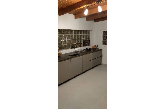 Villa in Benissa zu verkaufen, Living area 181 m², Plot 881 m², 3 Schlafzimmer, 3 Badezimmer, Pool, ref.: PT-25011-9