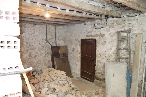 Stadthaus in Castell De Castells zu verkaufen, Wohnfläche 219 m², Grundstück 86 m², 3 Schlafzimmer, 3 Badezimmer, ref.: PT-25013-41