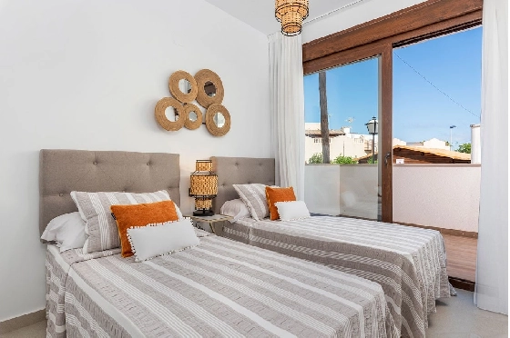 Erdgeschoss Apartment in Torrevieja zu verkaufen, Living area 100 m², Zustand Erstbezug, 3 Schlafzimmer, 2 Badezimmer, Pool, ref.: HA-TON-159-A03-18