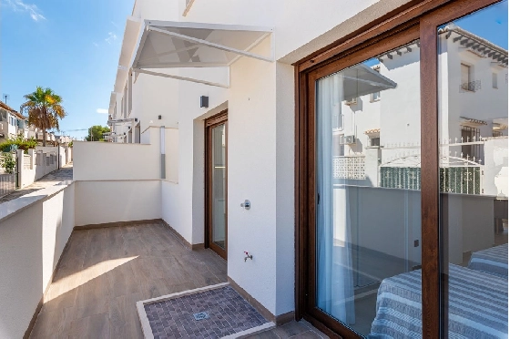 Erdgeschoss Apartment in Torrevieja zu verkaufen, Living area 100 m², Zustand Erstbezug, 3 Schlafzimmer, 2 Badezimmer, Pool, ref.: HA-TON-159-A03-20