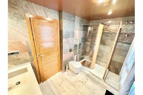 Stadthaus in Pego zu verkaufen, Wohnfläche 280 m², Baujahr 2010, Klimaanlage, Grundstück 153 m², 3 Schlafzimmer, 2 Badezimmer, Pool, ref.: O-V97114-31