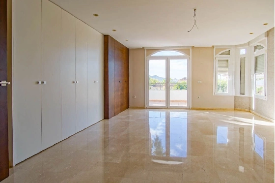 Villa in L-Alfas del Pi(Alfaz del PI Pueblo Urbanizaciones) zu verkaufen, Living area 810 m², Plot 1094 m², 5 Schlafzimmer, 6 Badezimmer, Pool, ref.: COB-7030ALF-10535-20