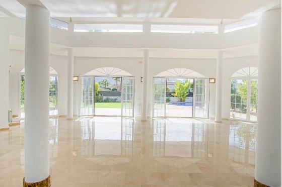 Villa in L-Alfas del Pi(Alfaz del PI Pueblo Urbanizaciones) zu verkaufen, Living area 810 m², Plot 1094 m², 5 Schlafzimmer, 6 Badezimmer, Pool, ref.: COB-7030ALF-10535-34