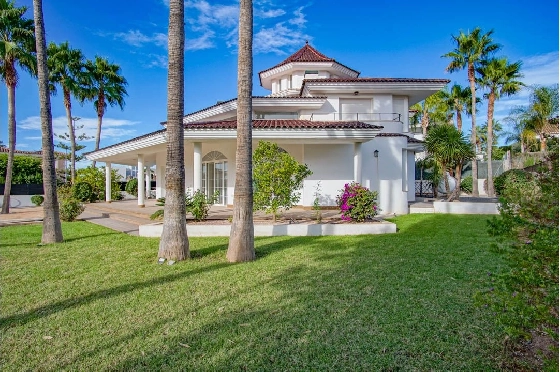 Villa in L-Alfas del Pi(Alfaz del PI Pueblo Urbanizaciones) zu verkaufen, Living area 810 m², Plot 1094 m², 5 Schlafzimmer, 6 Badezimmer, Pool, ref.: COB-7030ALF-10535-46