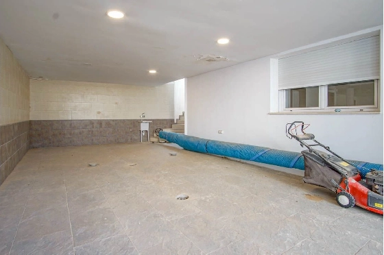 Villa in L-Alfas del Pi(Alfaz del PI Pueblo Urbanizaciones) zu verkaufen, Living area 810 m², Plot 1094 m², 5 Schlafzimmer, 6 Badezimmer, Pool, ref.: COB-7030ALF-10535-6