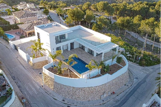 Villa in Moraira(Benimeit) zu verkaufen, Living area 310 m², Plot 817 m², 3 Schlafzimmer, 2 Badezimmer, Pool, ref.: COB-8248MOR-10535-17